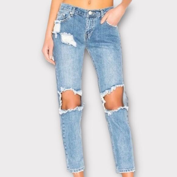 REVOLVE Superdown Angie Girlfriend Straight Leg Distressed Denim Jeans Size 27 - Picture 1 of 9